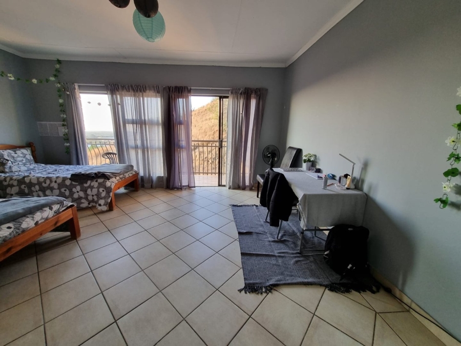 3 Bedroom Property for Sale in Langenhovenpark Free State